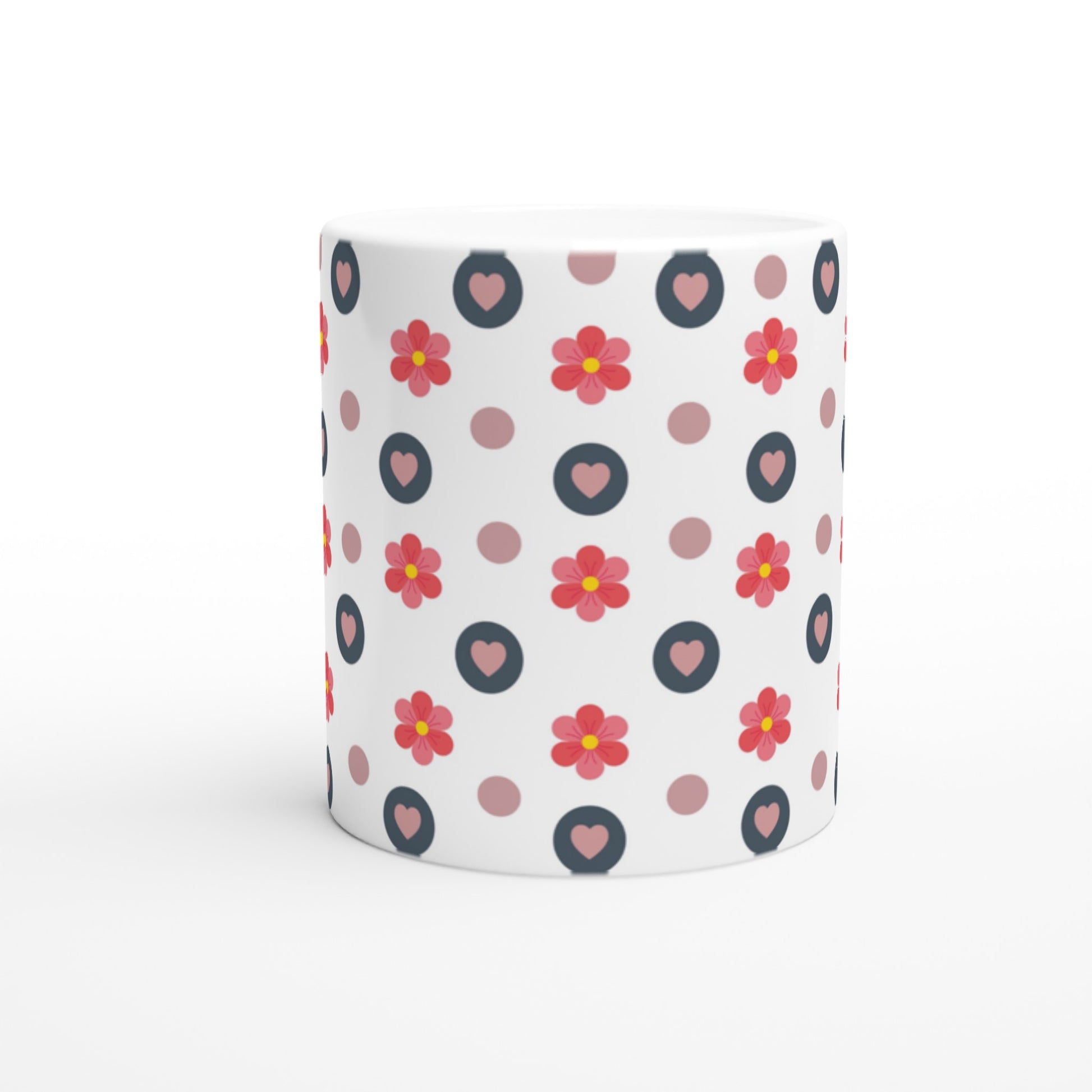 Taza de café con diseño de flores y corazones