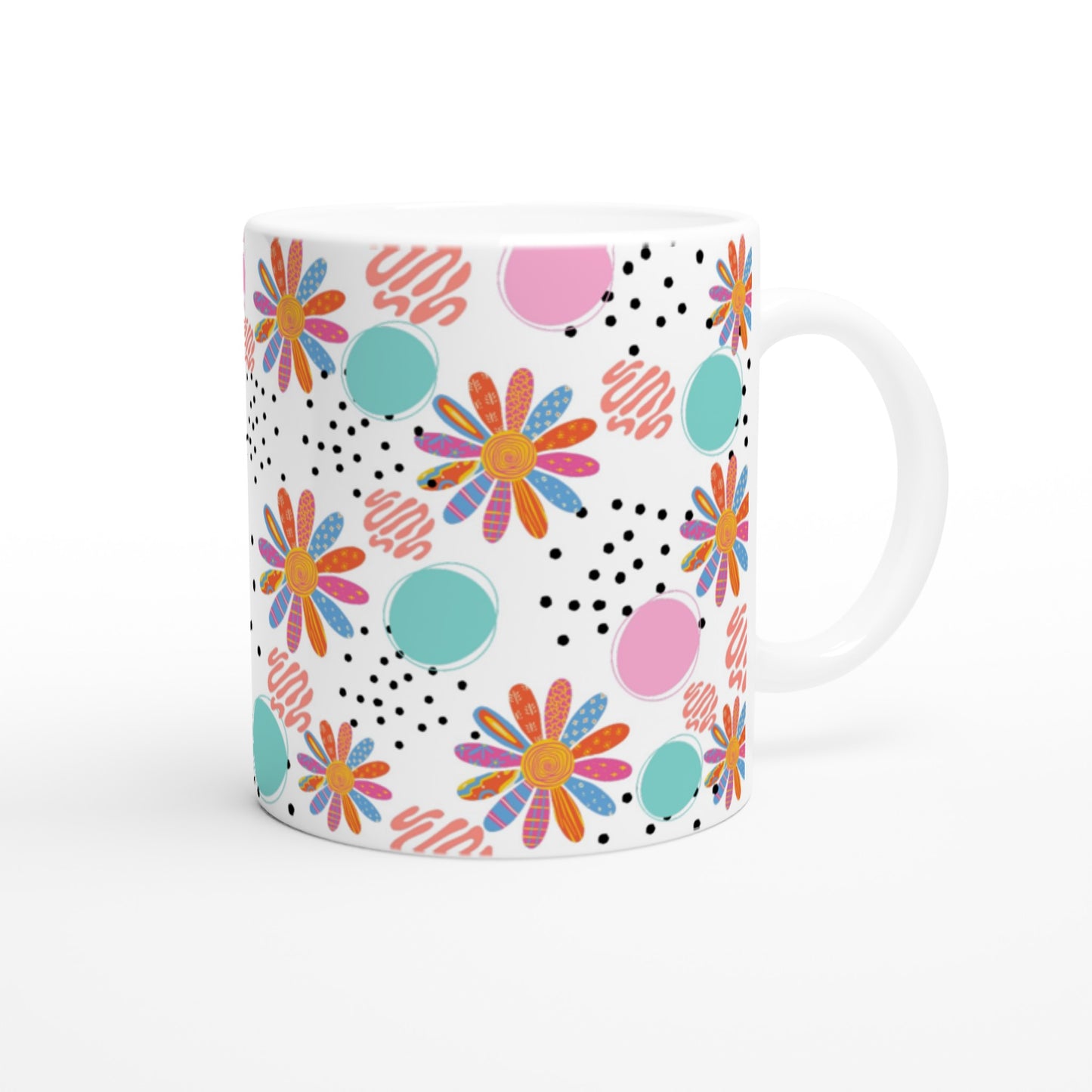 Taza de desayuno con flores