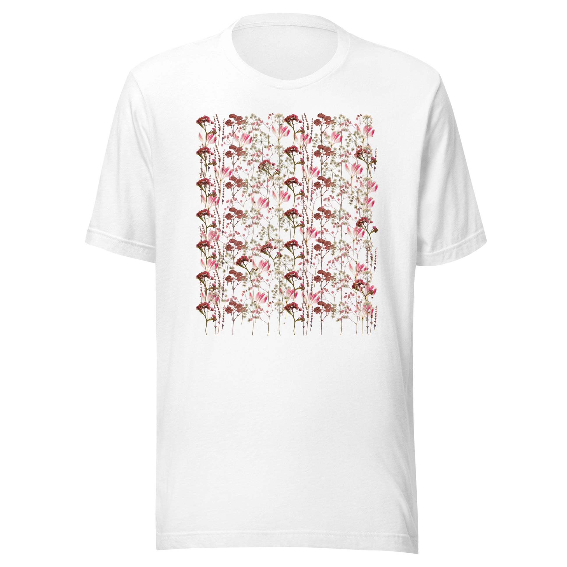 Camiseta blanca con diseño de flores prensadas